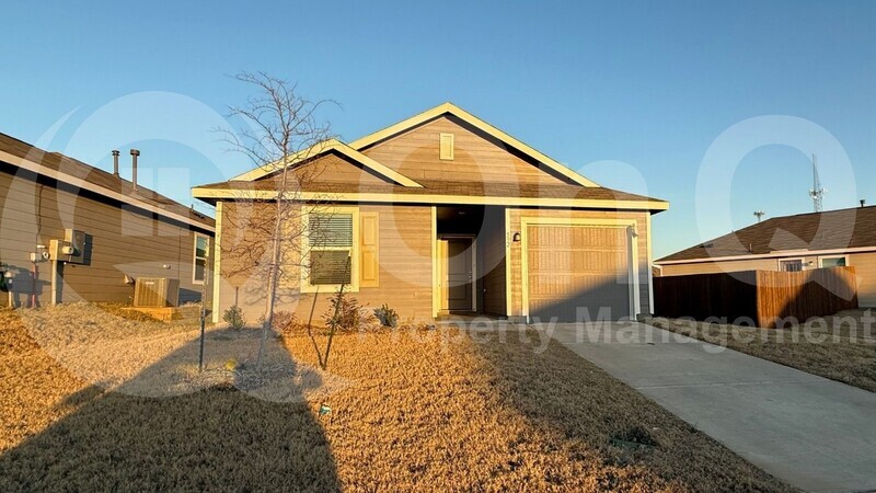 5924 Nyquist Wy in Heartland, TX - Building Photo