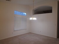 4116 Silver Maple Ct in Bakersfield, CA - Foto de edificio - Building Photo