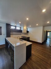 2631 Regent St, Unit B in Berkeley, CA - Building Photo - Building Photo