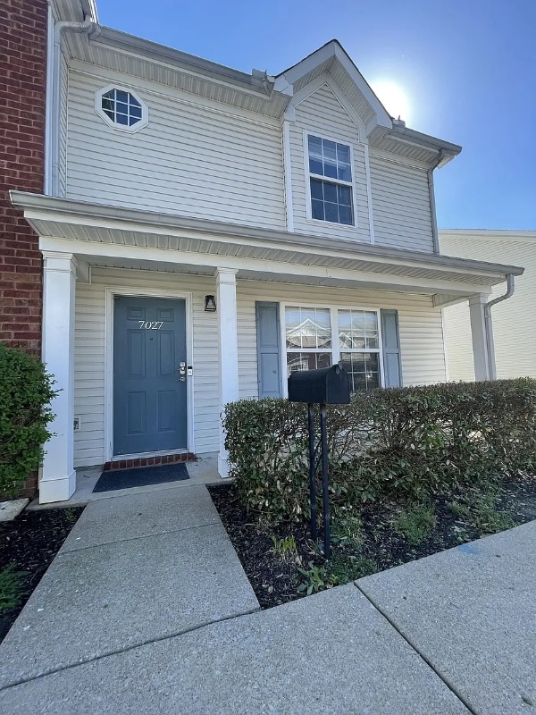property at 7027 Alon Babayan Arch