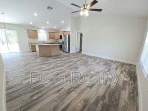 13008 SW 84th Terrace Rd in Ocala, FL - Building Photo - Building Photo