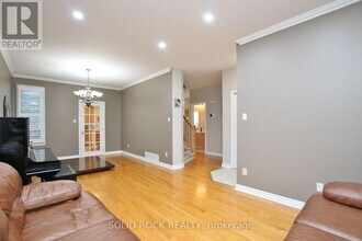 55 Gleeson Way in Ottawa, ON - Building Photo - Building Photo