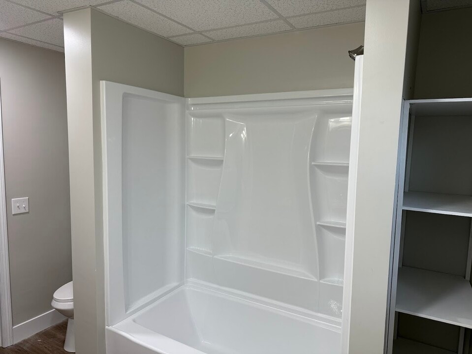 1429 Candia Rd, Unit 2 in Manchester, NH - Building Photo