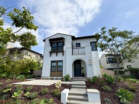 6620 Solterra Vista Pkwy in San Diego, CA - Building Photo