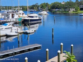 933 Paddleboard Ct in Melbourne, FL - Building Photo