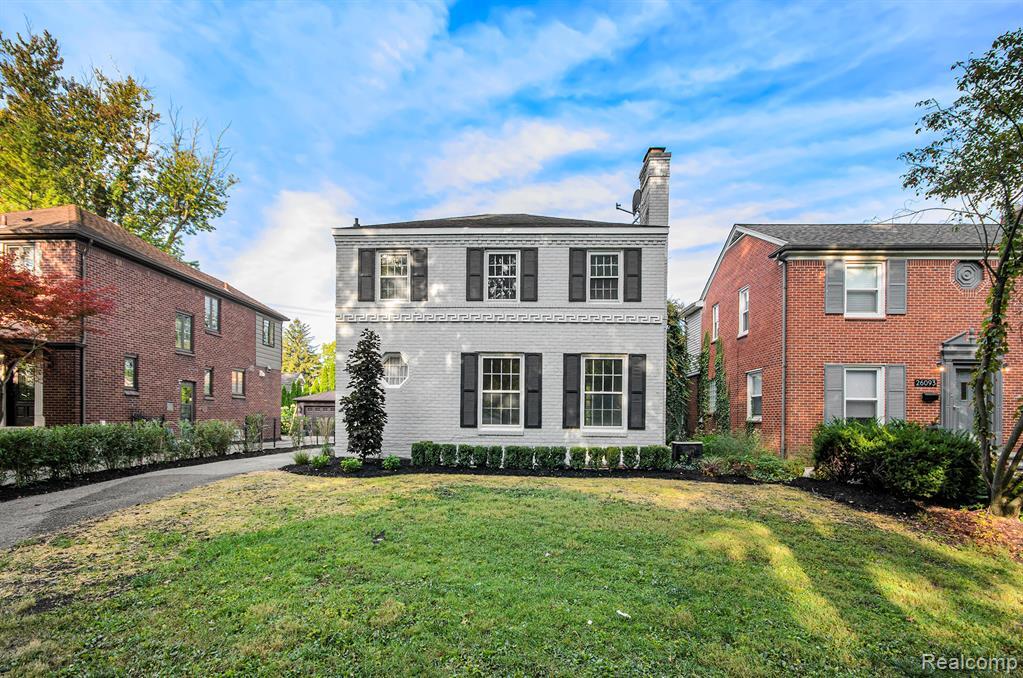 26085 Humber St in Huntington Woods, MI - Building Photo