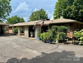 2308 Hickory Blvd in Lenoir, NC - Building Photo - Building Photo