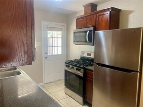1211 Stone Dr in Irving, TX - Building Photo - Building Photo