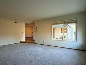 4975 Bel Escou Dr in San Jose, CA - Building Photo - Building Photo