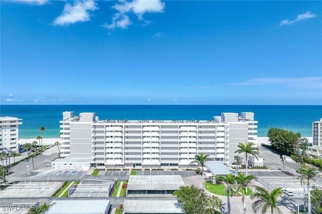 property at 3443 Gulf Shore Blvd N