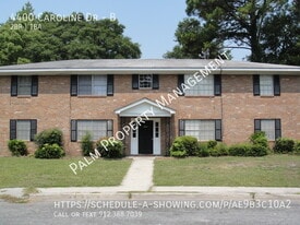4400 Caroline Dr in Savannah, GA - Building Photo