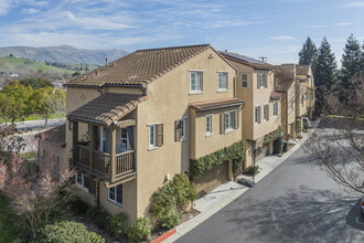 42214 Thyme Cmn in Fremont, CA - Building Photo - Building Photo