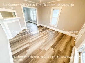 227 Pleasant Ave in Dayton, OH - Building Photo - Building Photo