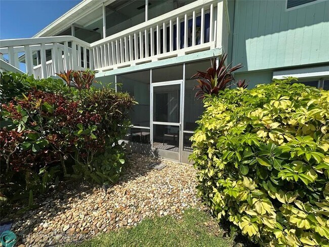 property at 222 N Federal Hwy