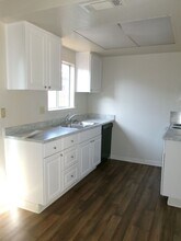 7925 Montgomery Ave in Stockton, CA - Building Photo - Building Photo