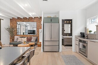 2124 N Sedgwick St in Chicago, IL - Building Photo - Building Photo