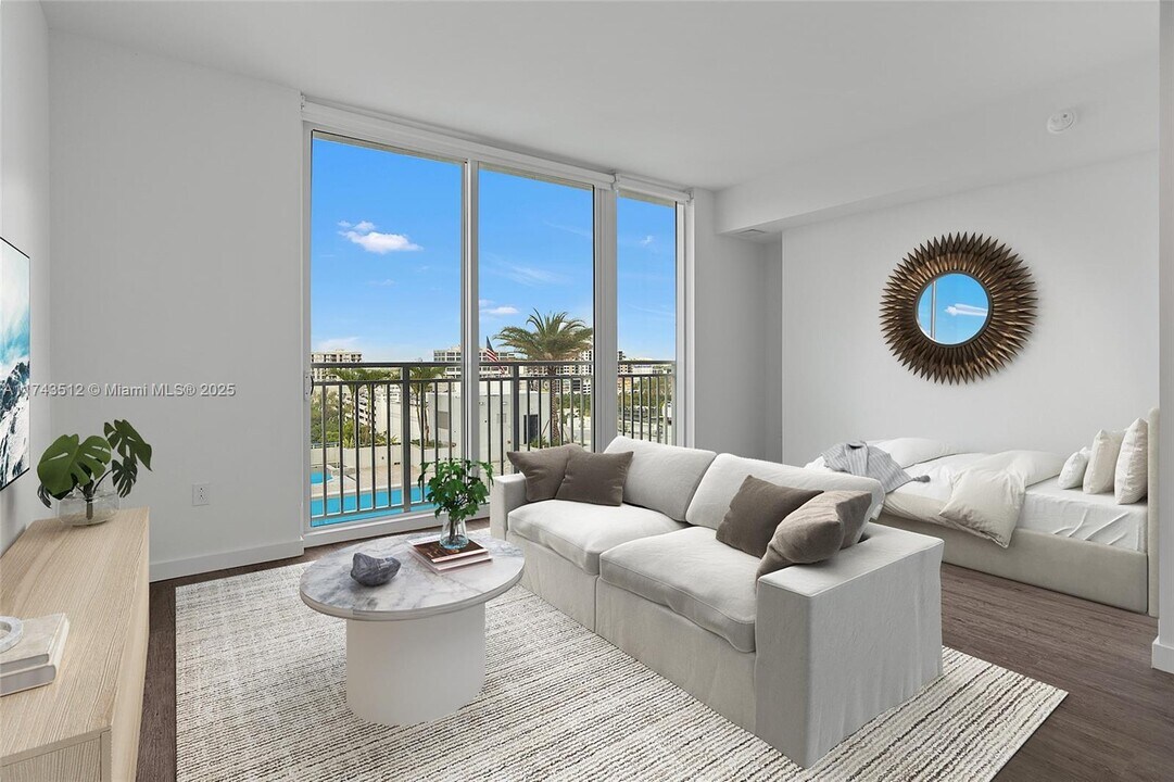 2000 Biscayne Blvd in Miami, FL - Building Photo