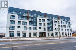 1936 Rymal Rd E in Hamilton, ON - Building Photo
