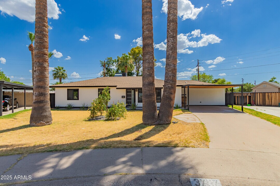 3707 E Amelia Ave in Phoenix, AZ - Building Photo