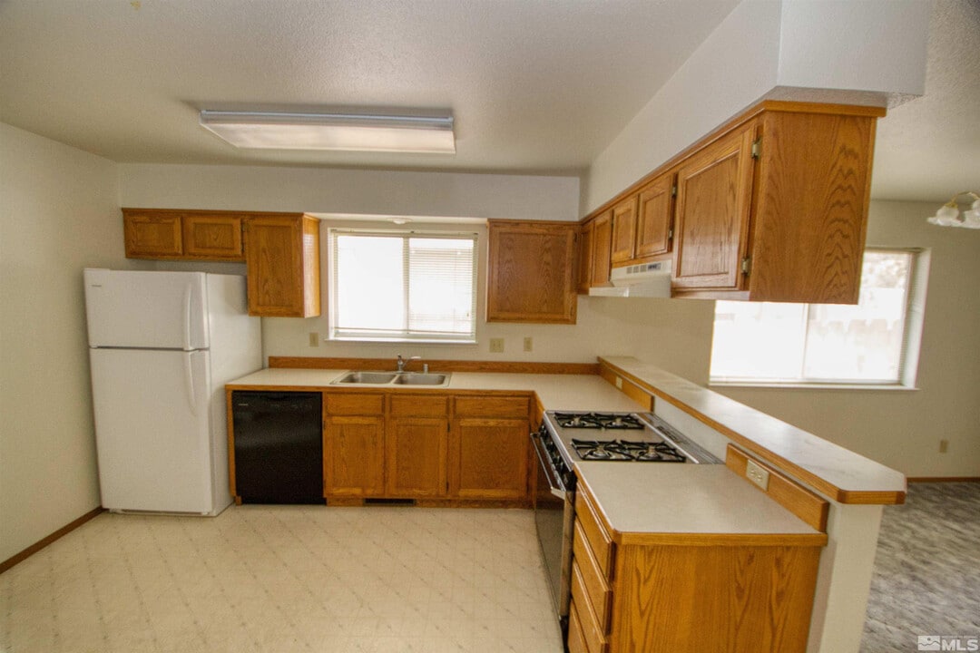 151 N Broadway St in Fallon, NV - Building Photo