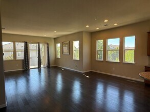3019 Ruby Ave in San Jose, CA - Building Photo - Building Photo