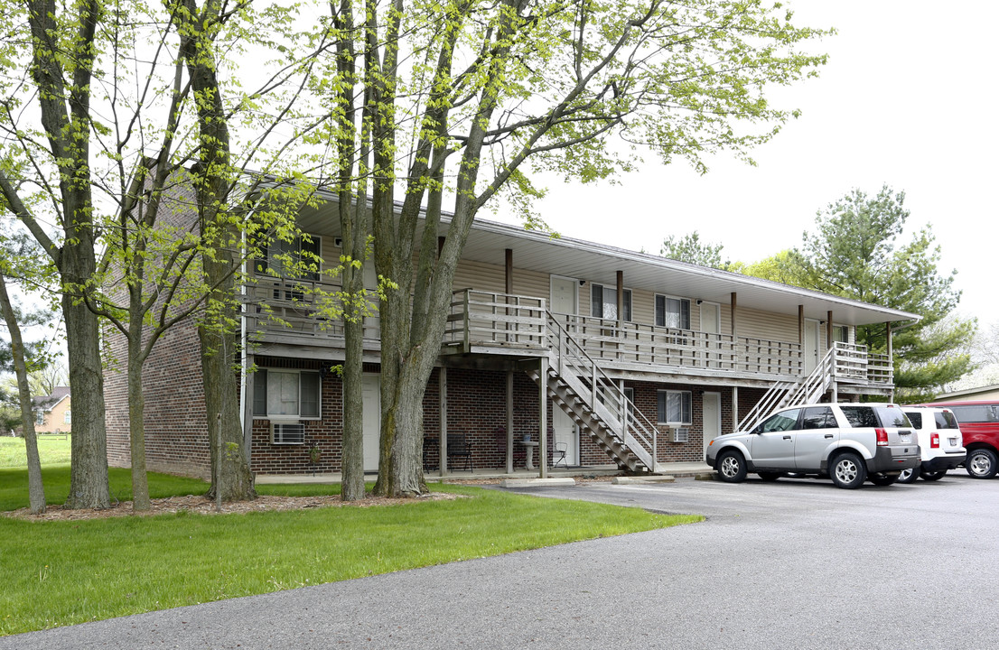 2210 Crystal Ave in Findlay, OH - Building Photo