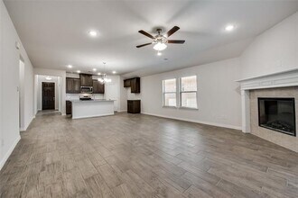 504 Paloma St in Weatherford, TX - Building Photo - Building Photo