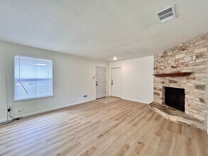 2307 Singletree Ave in Austin, TX - Building Photo - Building Photo