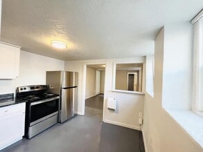 1401 S W Temple St in Salt Lake City, UT - Building Photo - Building Photo