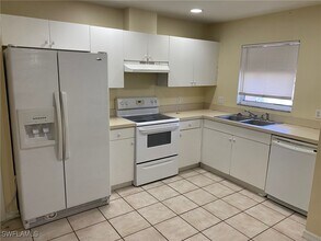 2217 Leda Ave S in Lehigh Acres, FL - Building Photo - Building Photo