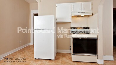 221 S Millwood Ave in Wichita, KS - Building Photo - Building Photo