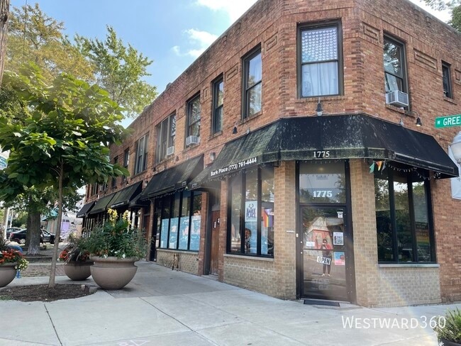 property at 1769 W Greenleaf Ave