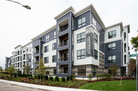 Oak Row Apartments in West Roxbury, MA - Foto de edificio - Building Photo