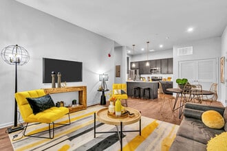 MI PLACE AT BRIGHTMOOR in Sicklerville, NJ - Building Photo - Building Photo