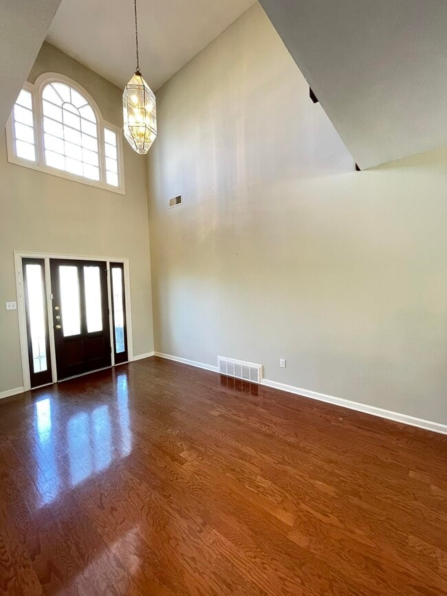 property at 1059 Melbury Rd