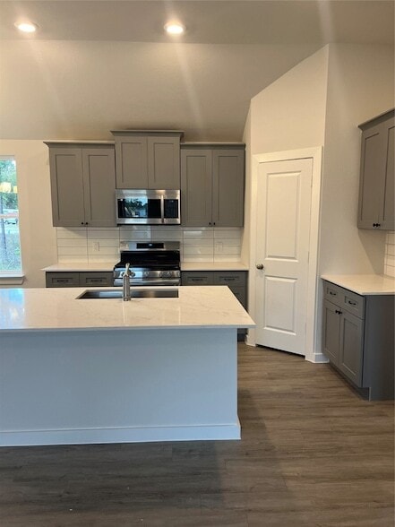 property at 885 Rd 5102