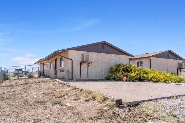 property at 1060 E Mallon Dr