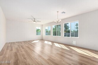 6556 N 15th Dr in Phoenix, AZ - Building Photo - Building Photo