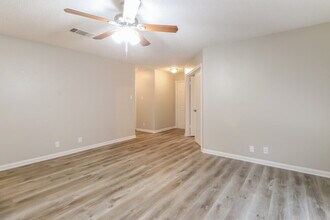 3209 Elizabeth Anne Ln in Round Rock, TX - Foto de edificio - Building Photo