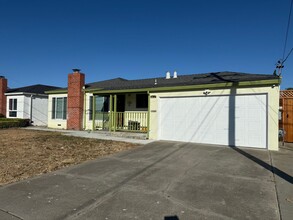 4812 Driftwood Dr in Fremont, CA - Building Photo - Building Photo