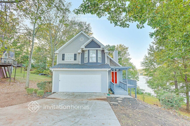 property at 695 Shore Pl