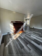 2224 W Sylvania Ave-Unit -2226 in Toledo, OH - Building Photo - Building Photo