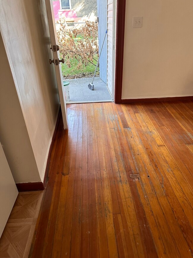 1584 Van Vranken Ave, Unit R1