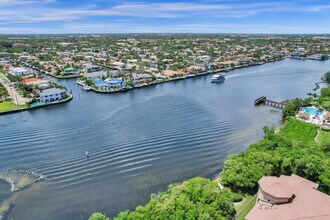 3720 S Ocean Blvd in Highland Beach, FL - Building Photo - Building Photo