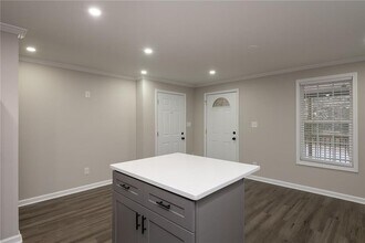 1861 Lyle Ave in Atlanta, GA - Building Photo - Building Photo