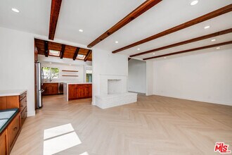 749 N Niagara St in Burbank, CA - Building Photo - Building Photo