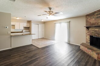 521 Annapolis Dr in Fort Worth, TX - Building Photo - Building Photo