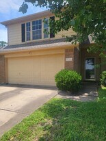 16350 Angel Island Ln in Houston, TX - Building Photo