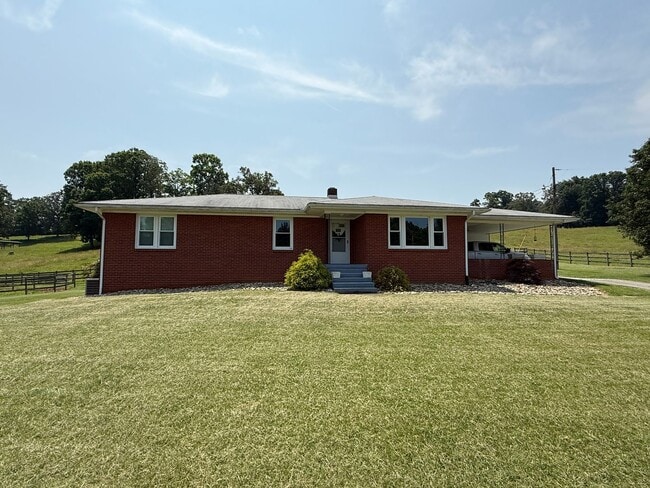 2459 Middlesettlements Rd in Maryville, TN - Building Photo - Building Photo