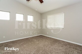 5723 Breezy Wind Ct in North Las Vegas, NV - Building Photo - Building Photo